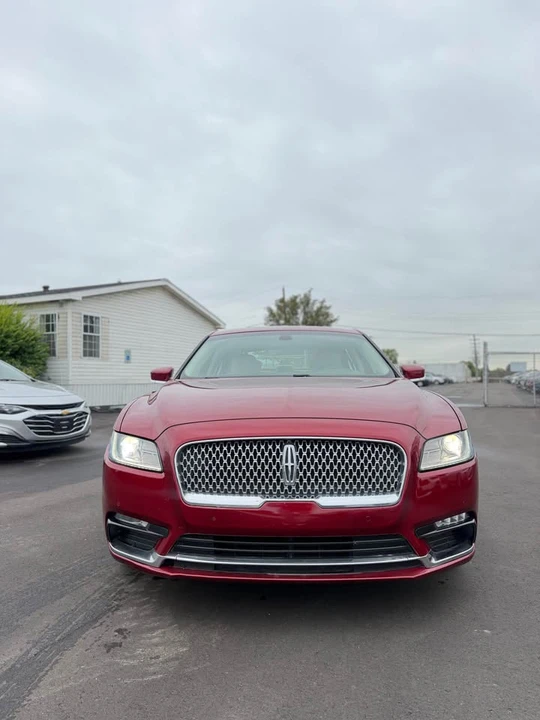2017 Lincoln Continental 10th Gen - Image 4 of 15