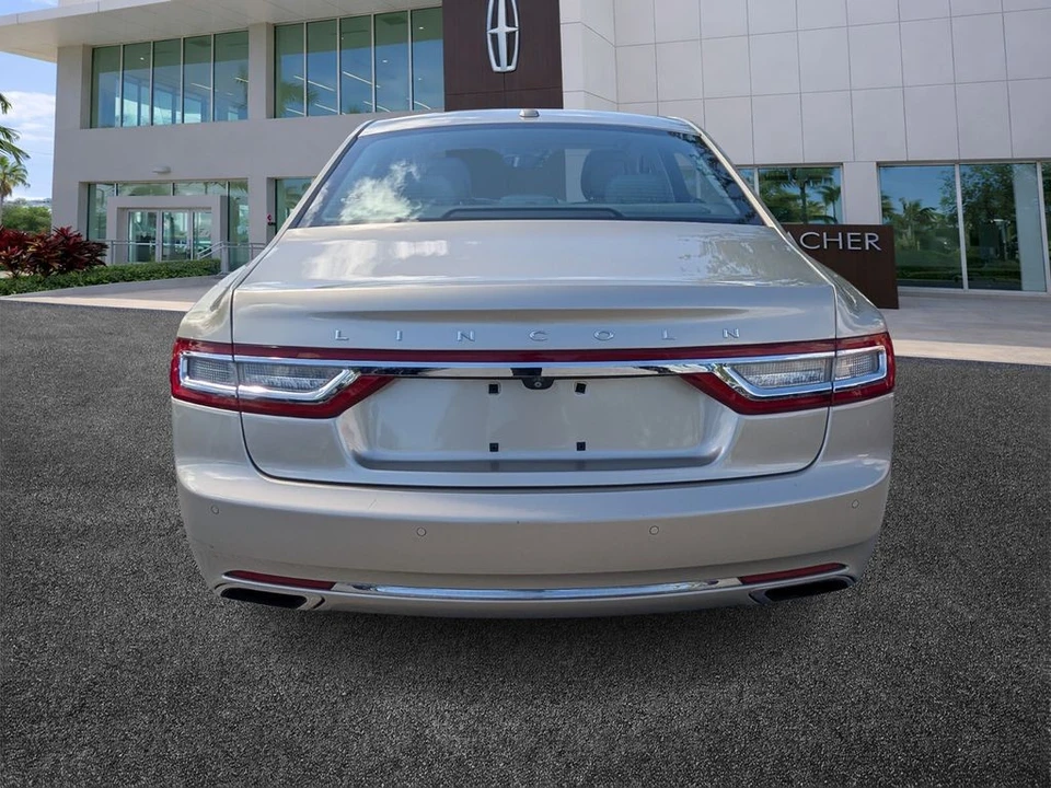 2017 Lincoln Continental 10th Gen - Image 6 of 21