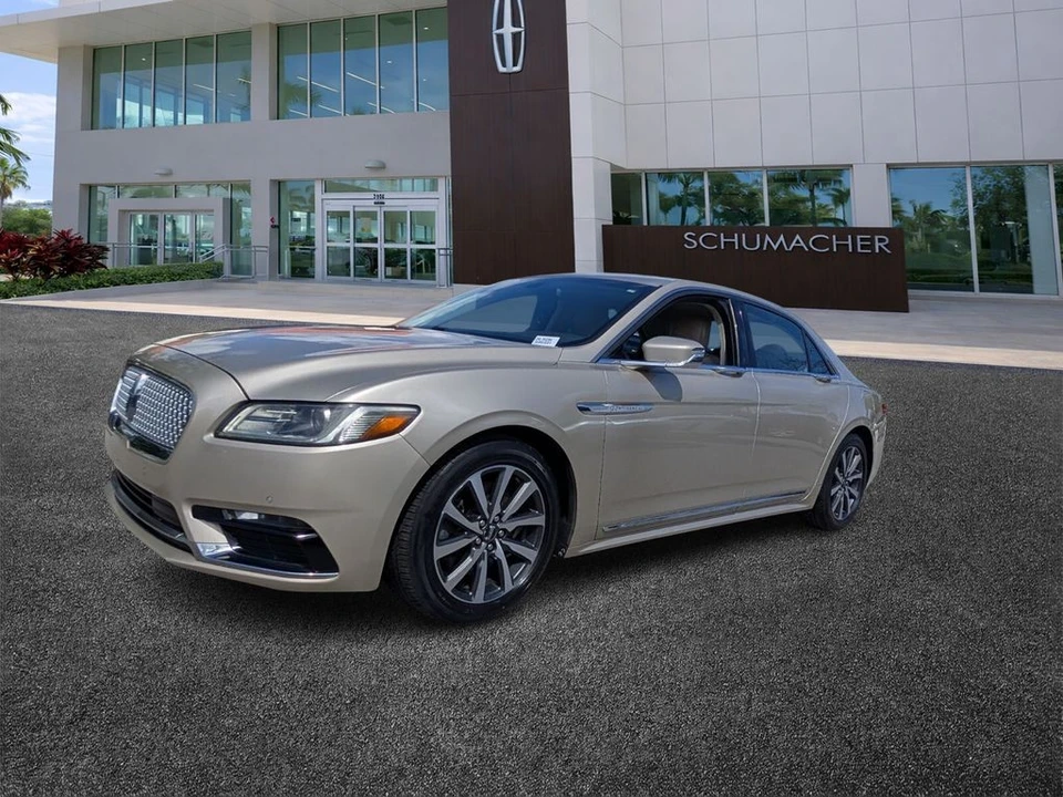 2017 Lincoln Continental 10th Gen - Image 3 of 21