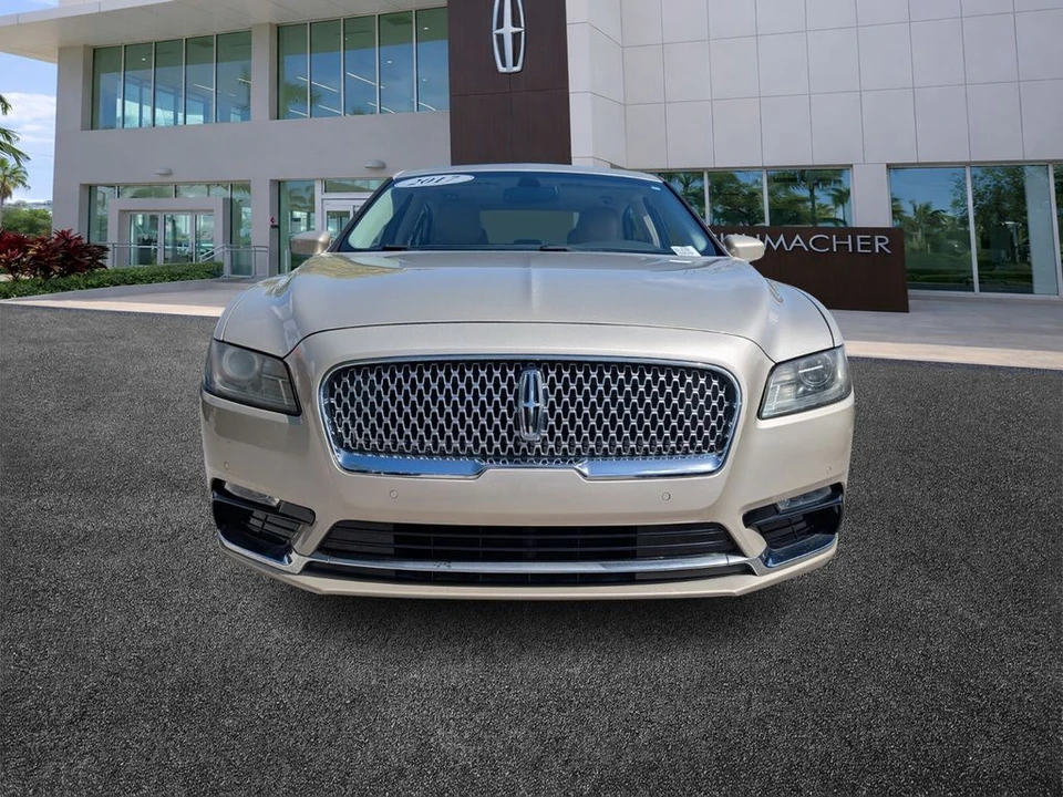 2017 Lincoln Continental 10th Gen - Image 2 of 21