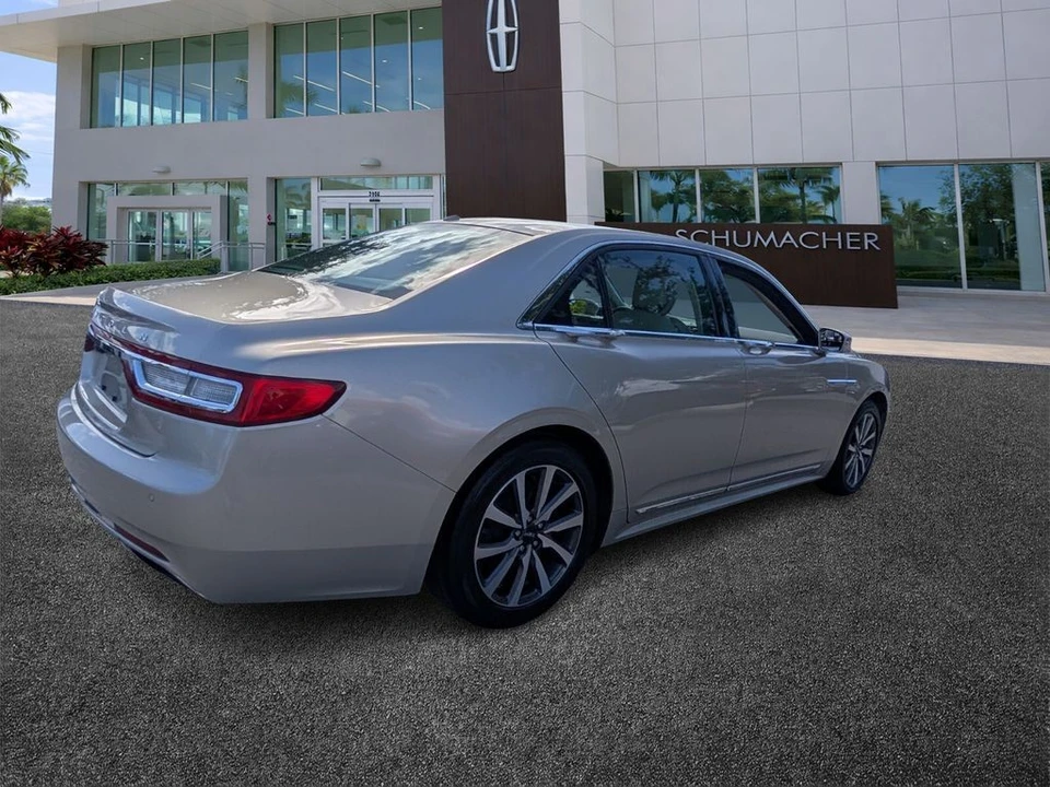 2017 Lincoln Continental 10th Gen - Image 7 of 21
