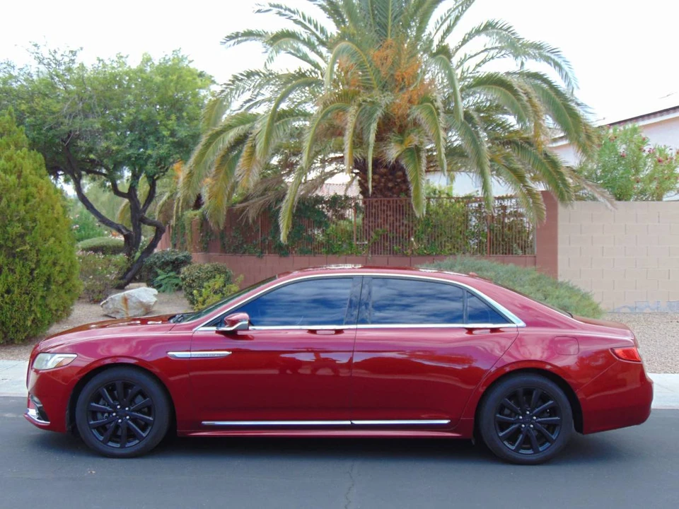 2017 Lincoln Continental 10th Gen - Image 3 of 23