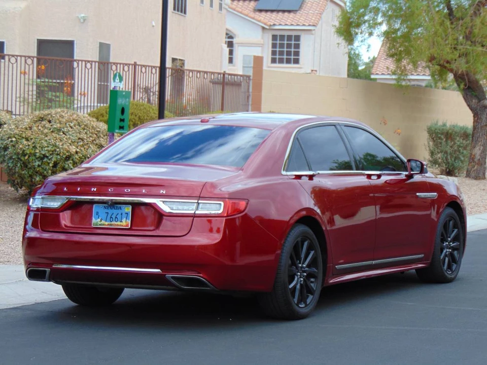 2017 Lincoln Continental 10th Gen - Image 9 of 23
