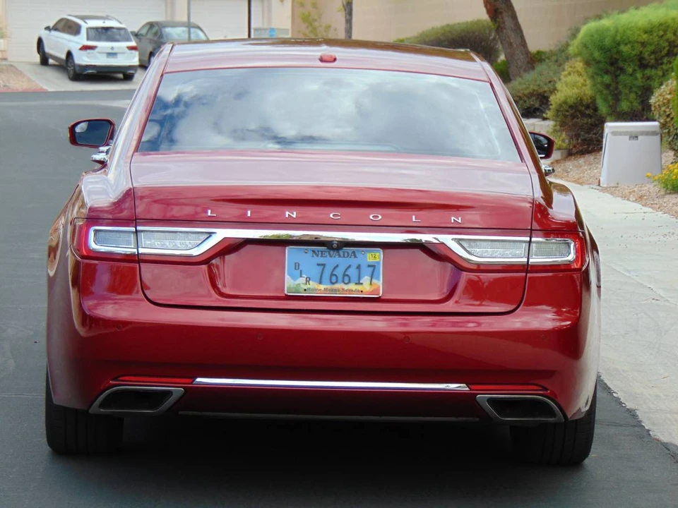 2017 Lincoln Continental 10th Gen - Image 6 of 23