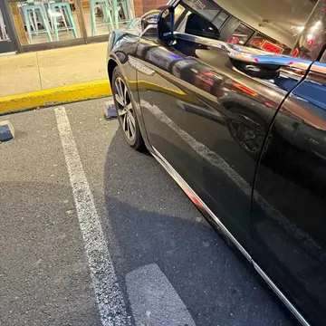 2017 Lincoln Continental Premiere Sedan 4D