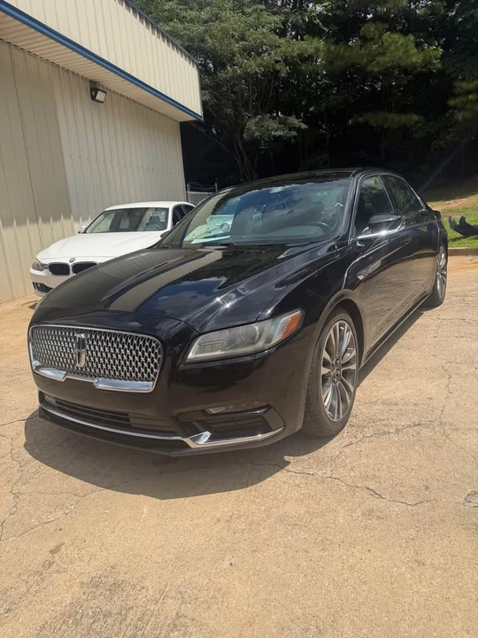 2017 Lincoln Continental 10th Gen - Image 2 of 8