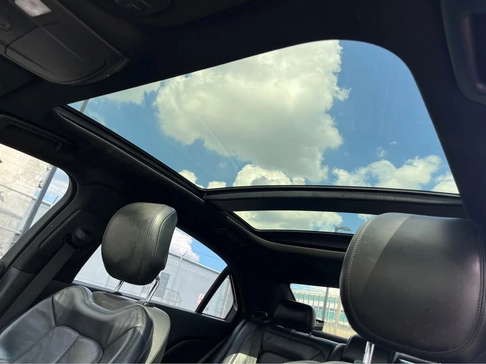 2017 Lincoln Continental 10th Gen - Image 12 of 12
