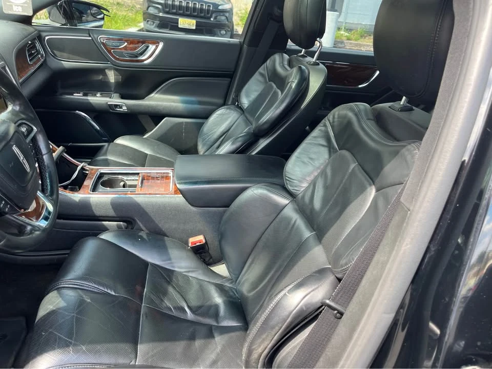 2017 Lincoln Continental 10th Gen - Image 7 of 12