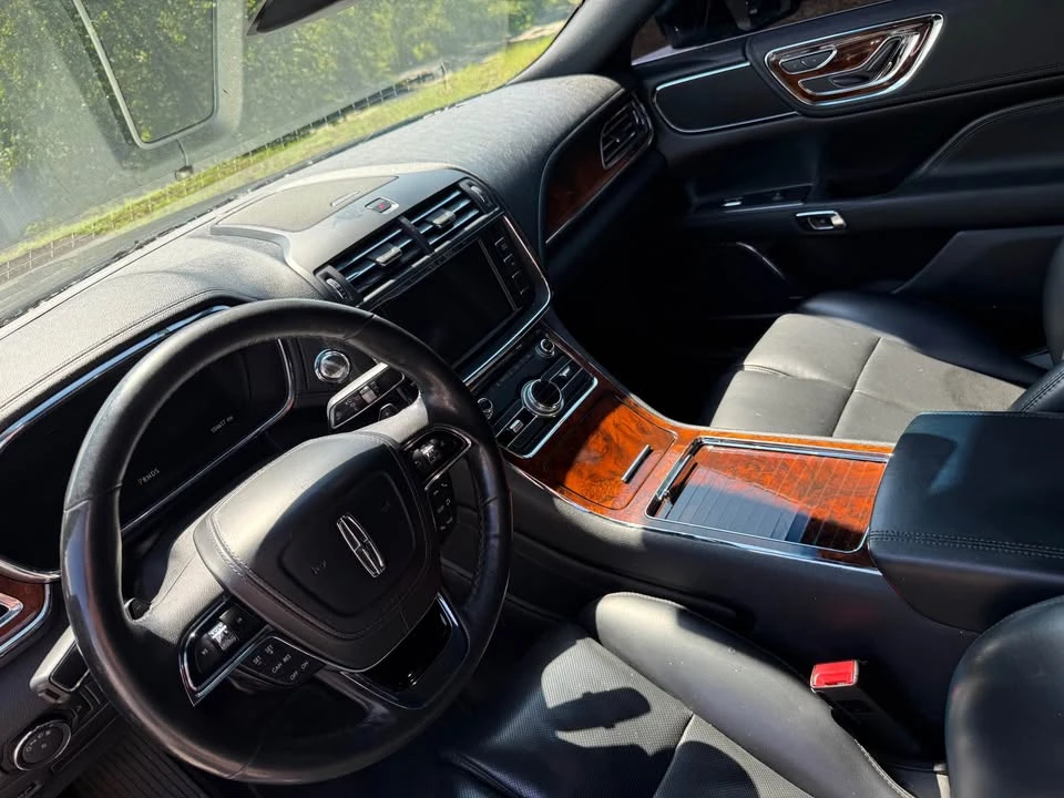 2017 Lincoln Continental 10th Gen - Image 7 of 11