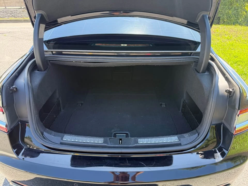2017 Lincoln Continental 10th Gen - Image 11 of 11