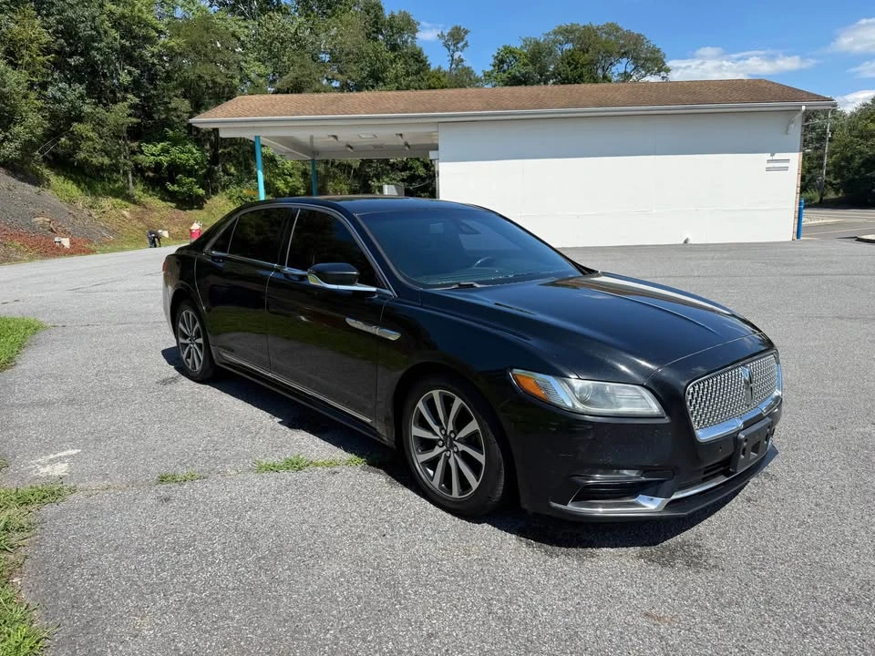 2017 Lincoln Continental 10th Gen - Image 3 of 11