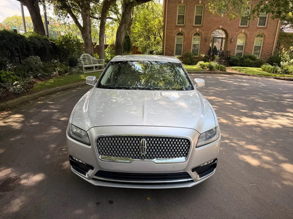 2017 Lincoln Continental 10th Gen - Image 6 of 13