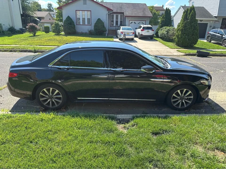 2017 Lincoln Continental 10th Gen - Image 3 of 6