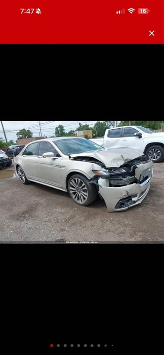 2017 Lincoln Continental 10th Gen - Image 8 of 9