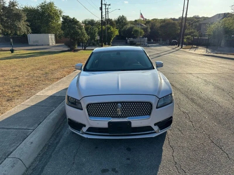 2017 Lincoln Continental 10th Gen - Image 5 of 10