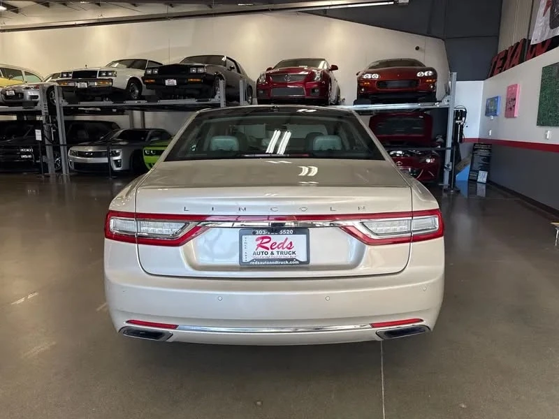 2017 Lincoln Continental 10th Gen - Image 3 of 7