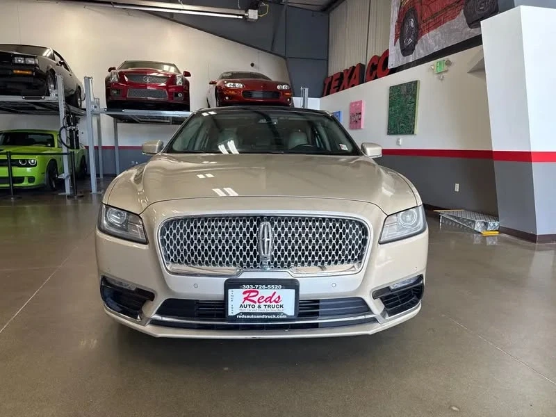 2017 Lincoln Continental 10th Gen - Image 2 of 7