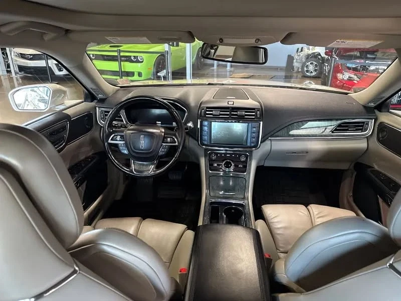 2017 Lincoln Continental 10th Gen - Image 7 of 7