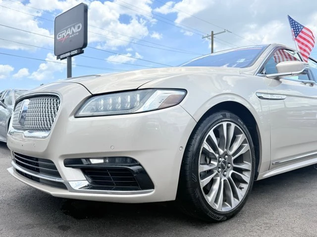 2017 Lincoln Continental 10th Gen - Image 3 of 20