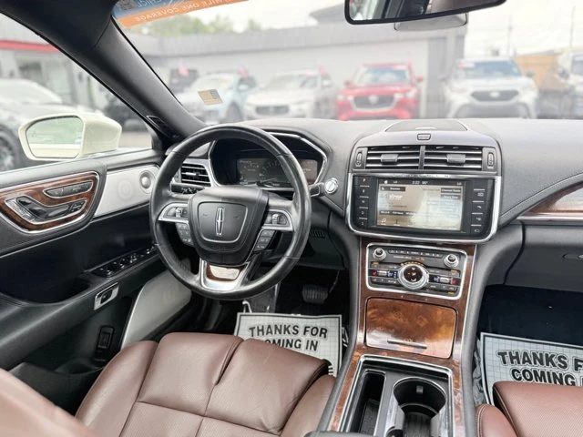 2017 Lincoln Continental 10th Gen - Image 13 of 20