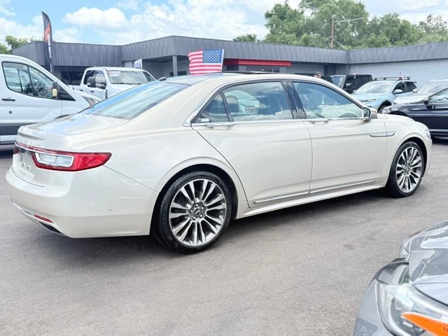 2017 Lincoln Continental 10th Gen - Image 10 of 20