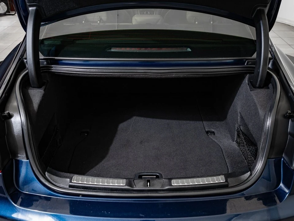 2017 Lincoln Continental 10th Gen - Image 18 of 21