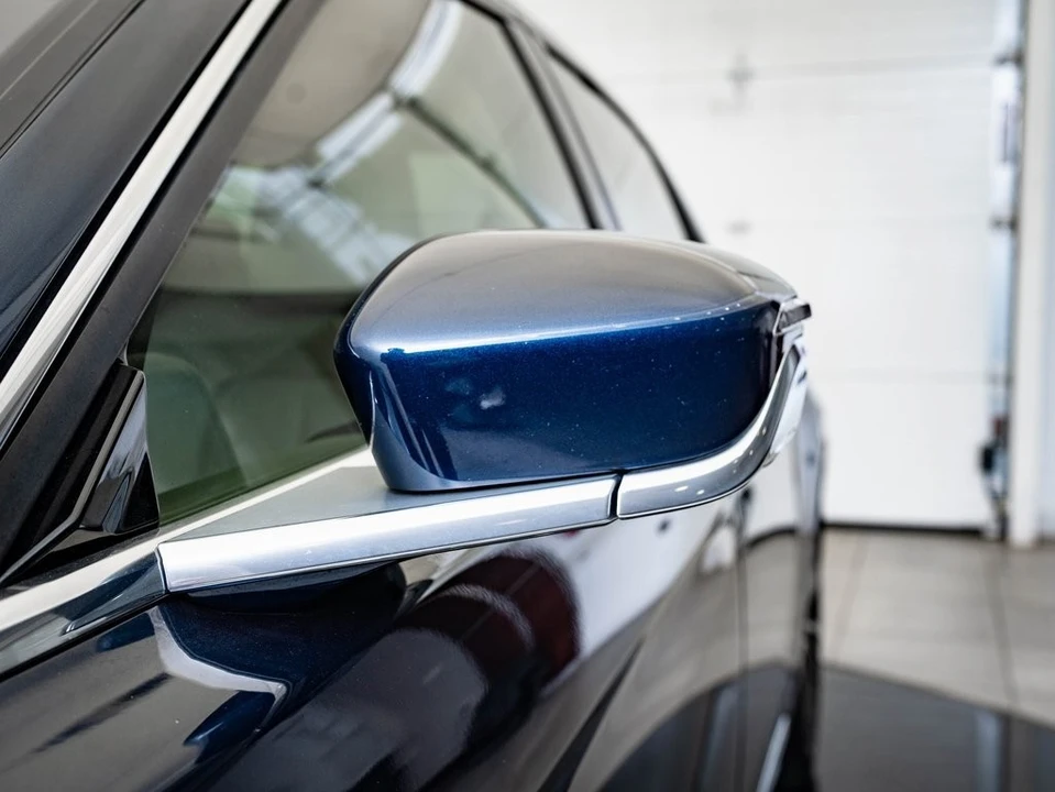 2017 Lincoln Continental 10th Gen - Image 17 of 21