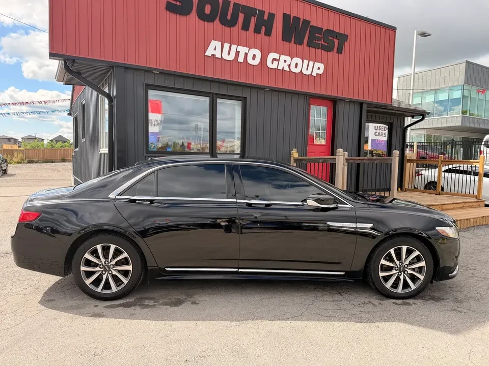 2017 Lincoln Continental 10th Gen - Image 3 of 16
