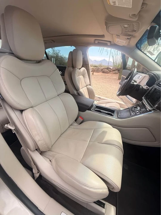 2017 Lincoln Continental 10th Gen - Image 10 of 14