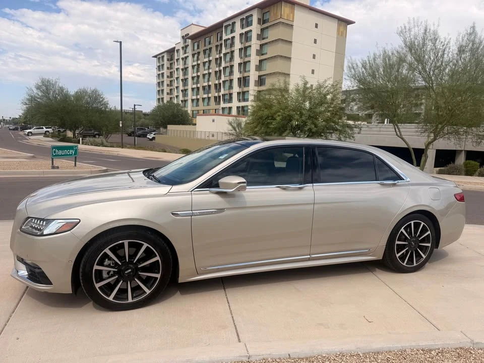 2017 Lincoln Continental 10th Gen - Image 3 of 14