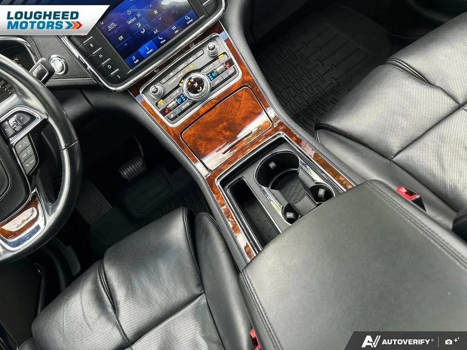 2017 Lincoln Continental 10th Gen - Image 13 of 20