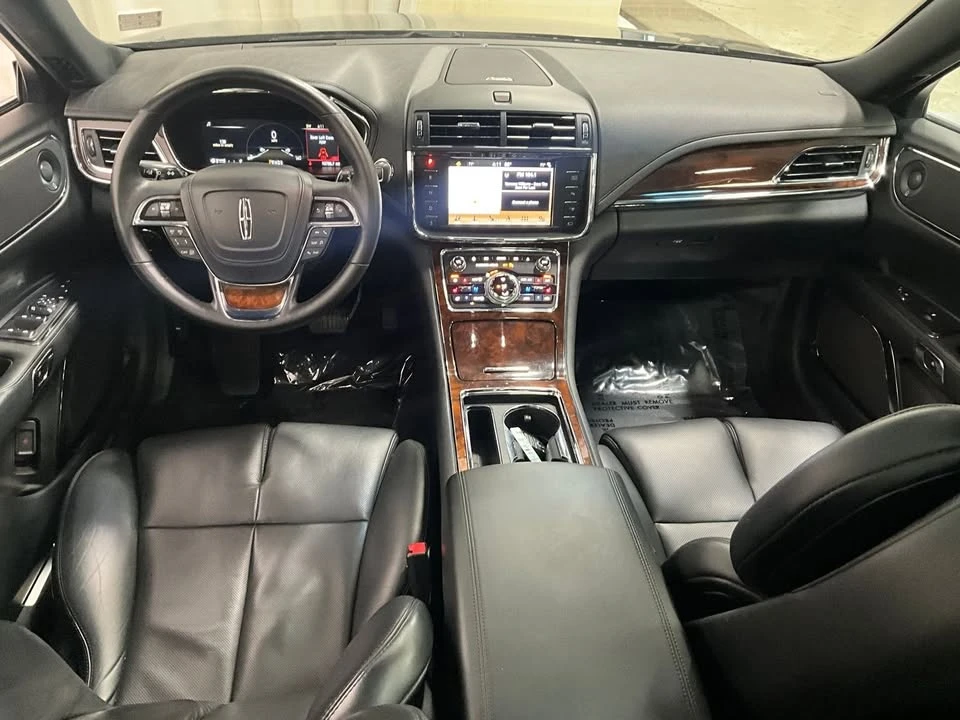 2017 Lincoln Continental 10th Gen - Image 9 of 15