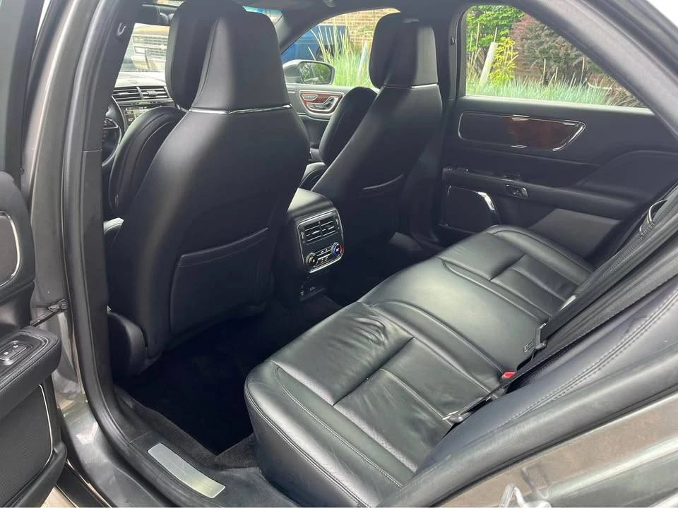 2017 Lincoln Continental 10th Gen - Image 13 of 18