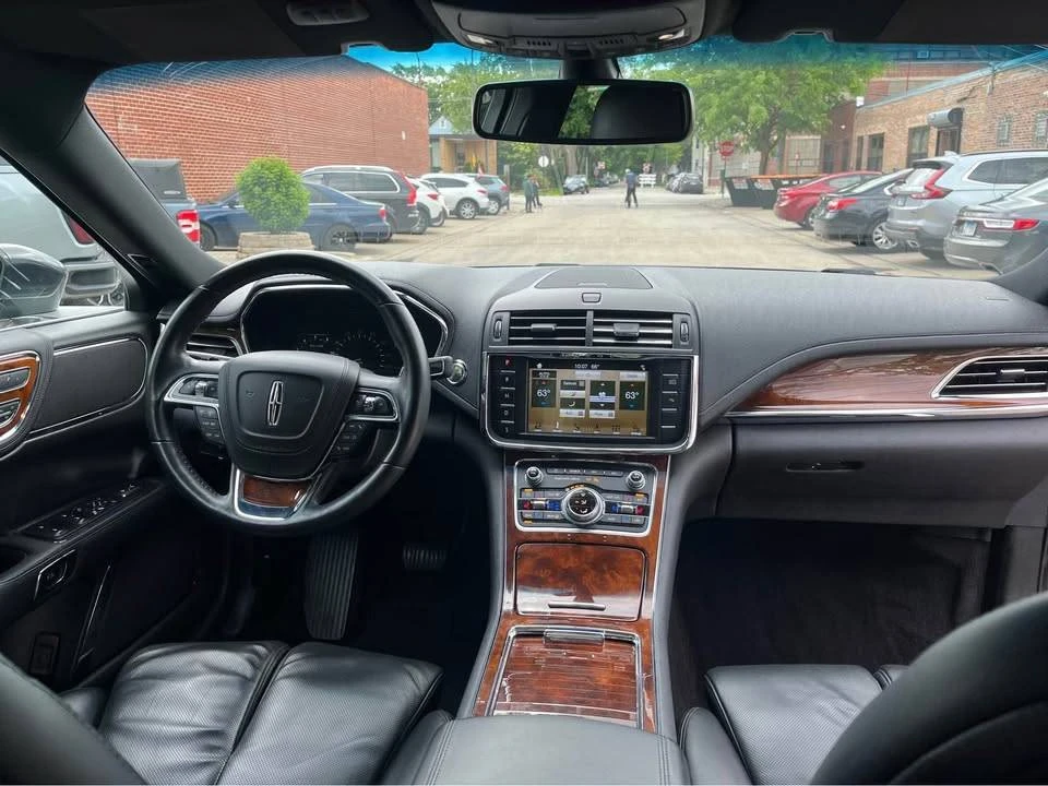 2017 Lincoln Continental 10th Gen - Image 14 of 18