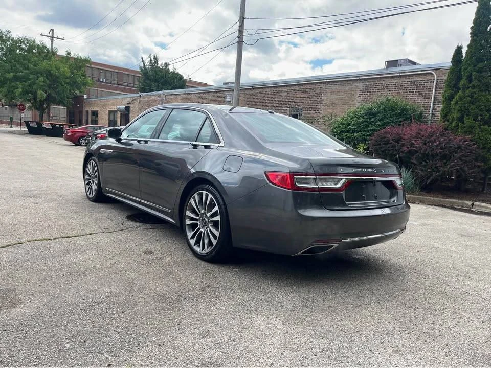 2017 Lincoln Continental 10th Gen - Image 2 of 18