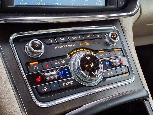 2017 Lincoln Continental 10th Gen - Image 20 of 20