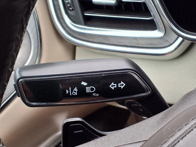 2017 Lincoln Continental 10th Gen - Image 17 of 20