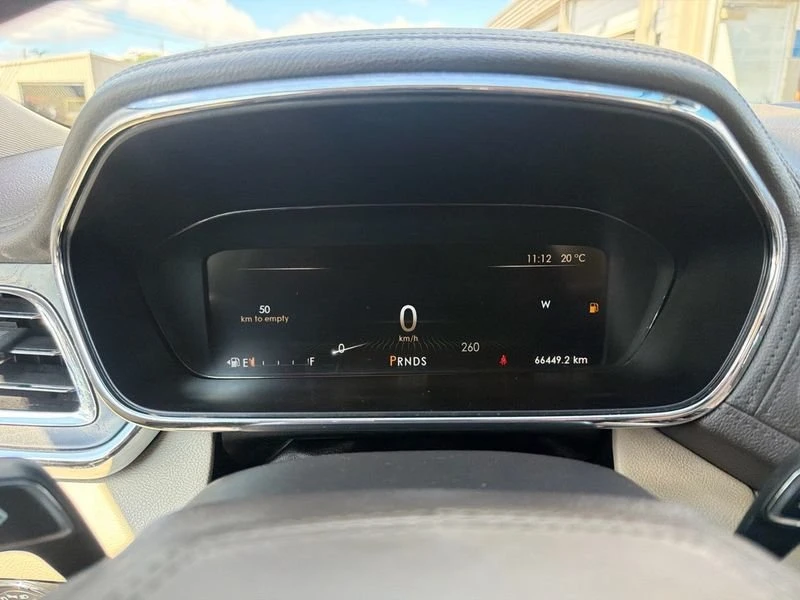 2017 Lincoln Continental 10th Gen - Image 13 of 13