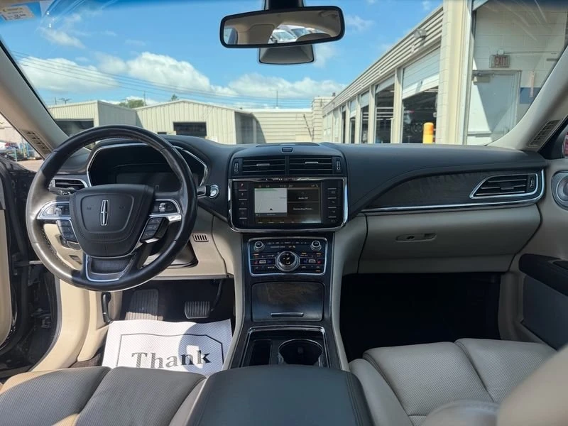 2017 Lincoln Continental 10th Gen - Image 11 of 13