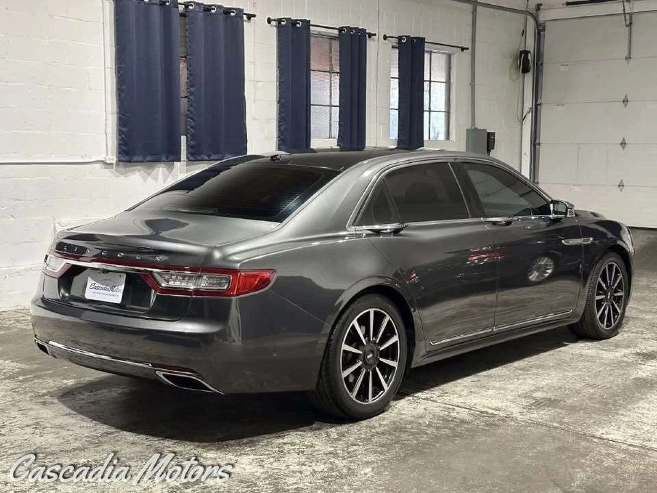 2017 Lincoln Continental 10th Gen - Image 7 of 20