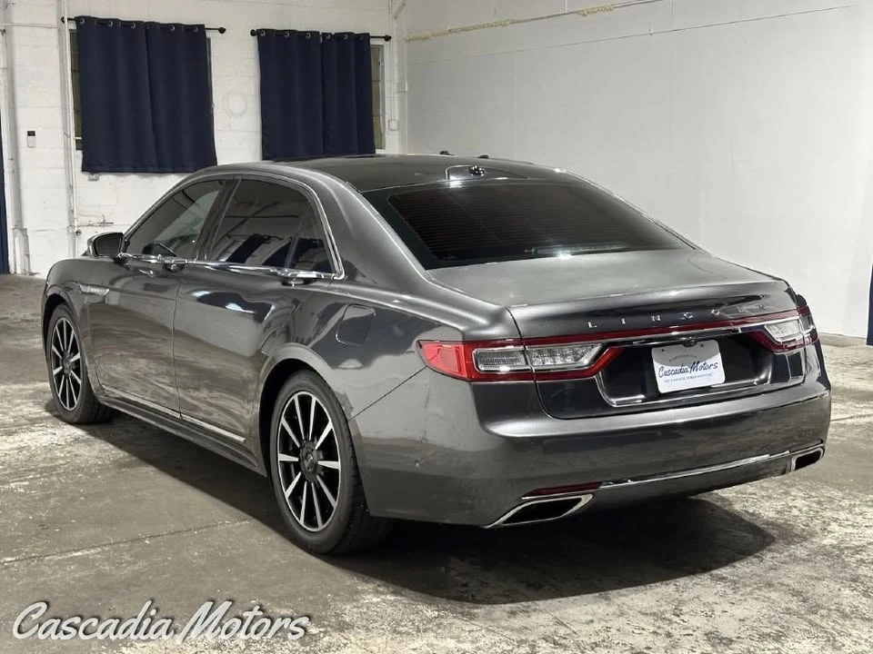 2017 Lincoln Continental 10th Gen - Image 5 of 20