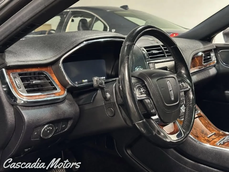 2017 Lincoln Continental 10th Gen - Image 14 of 20
