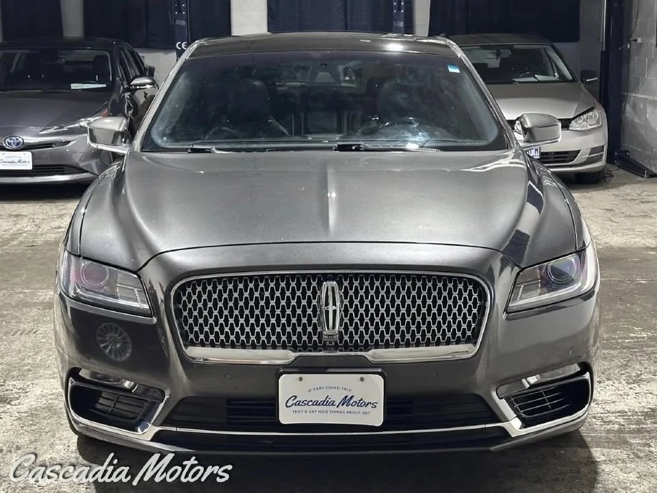 2017 Lincoln Continental 10th Gen - Image 3 of 20