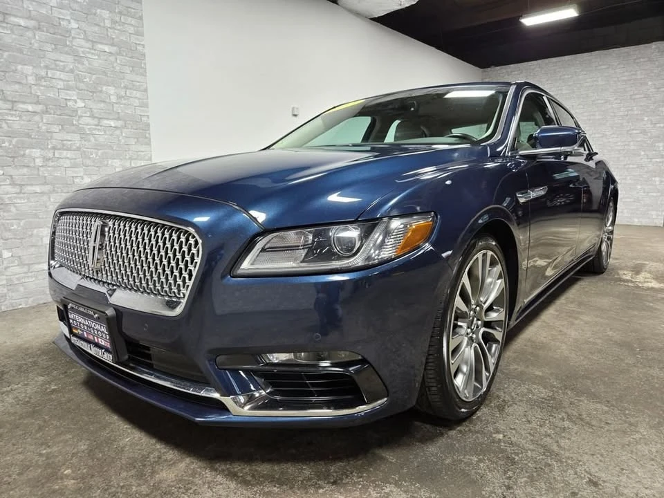 2017 Lincoln Continental 10th Gen - Image 5 of 20