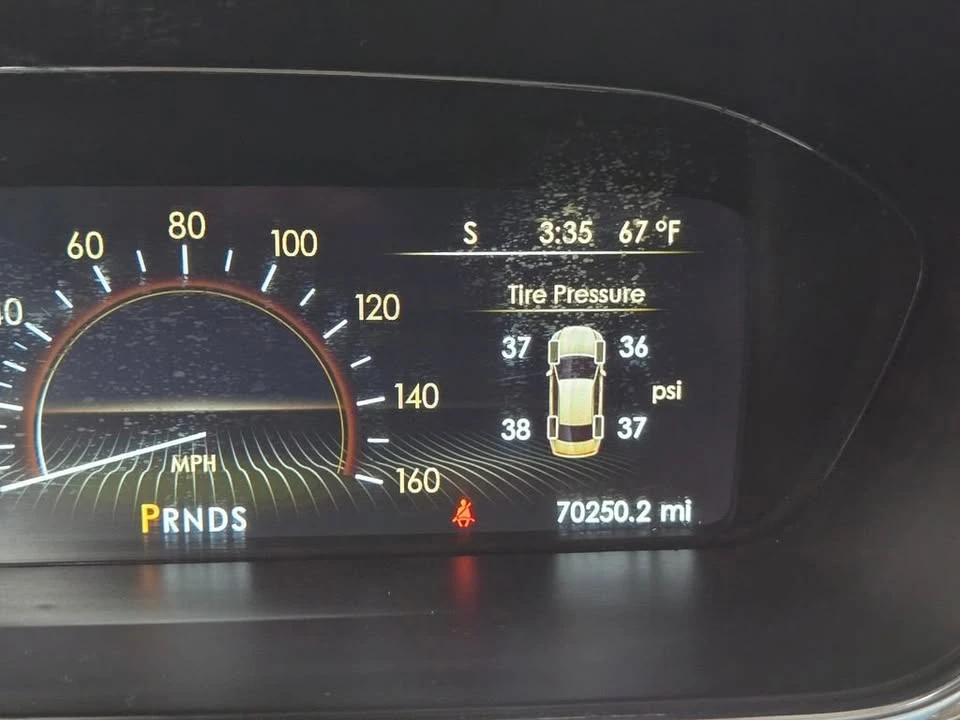 2017 Lincoln Continental 10th Gen - Image 19 of 20