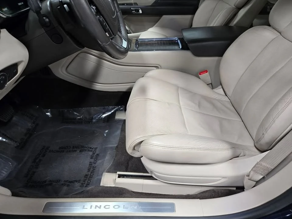 2017 Lincoln Continental 10th Gen - Image 10 of 20