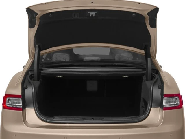 2017 Lincoln Continental 10th Gen - Image 8 of 13
