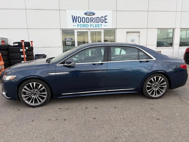 2017 Lincoln Continental 10th Gen - Image 3 of 13