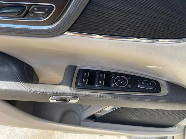 2017 Lincoln Continental 10th Gen - Image 14 of 15