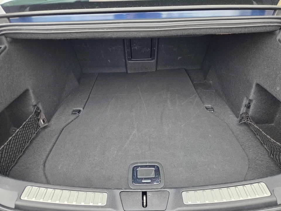 2017 Lincoln Continental 10th Gen - Image 8 of 9